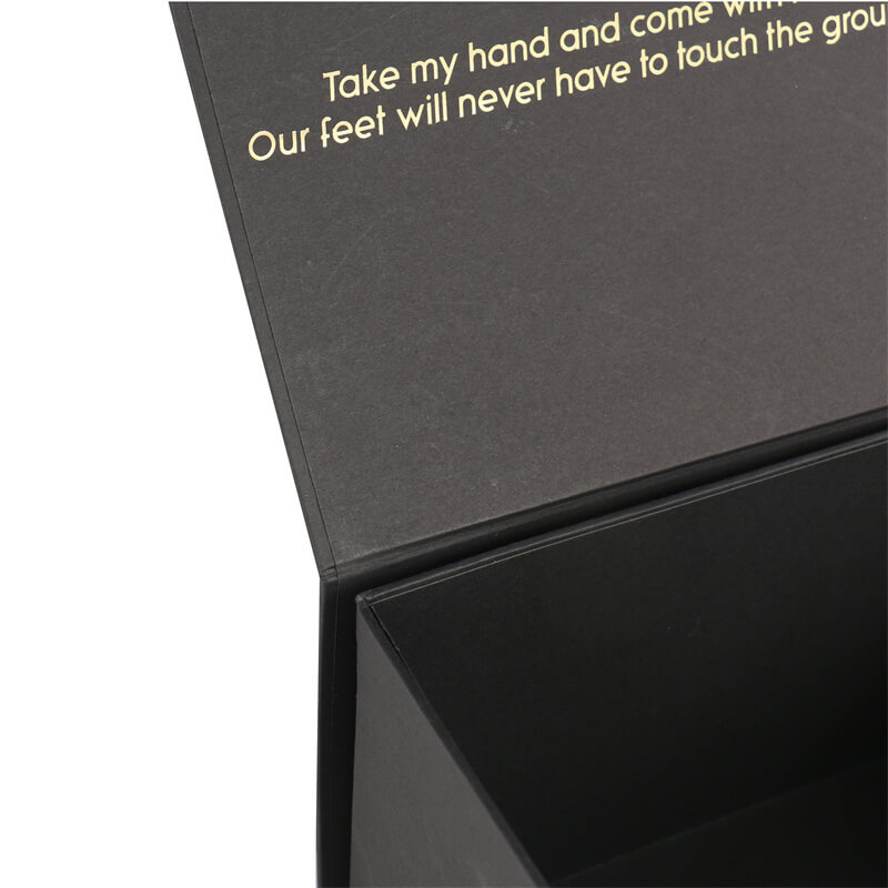 Paper Mache Hat Boxes - Luxury Personalized Designs