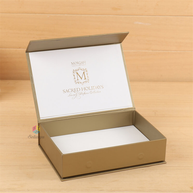 Magnetic Closure Gift Box - Customised Decorative