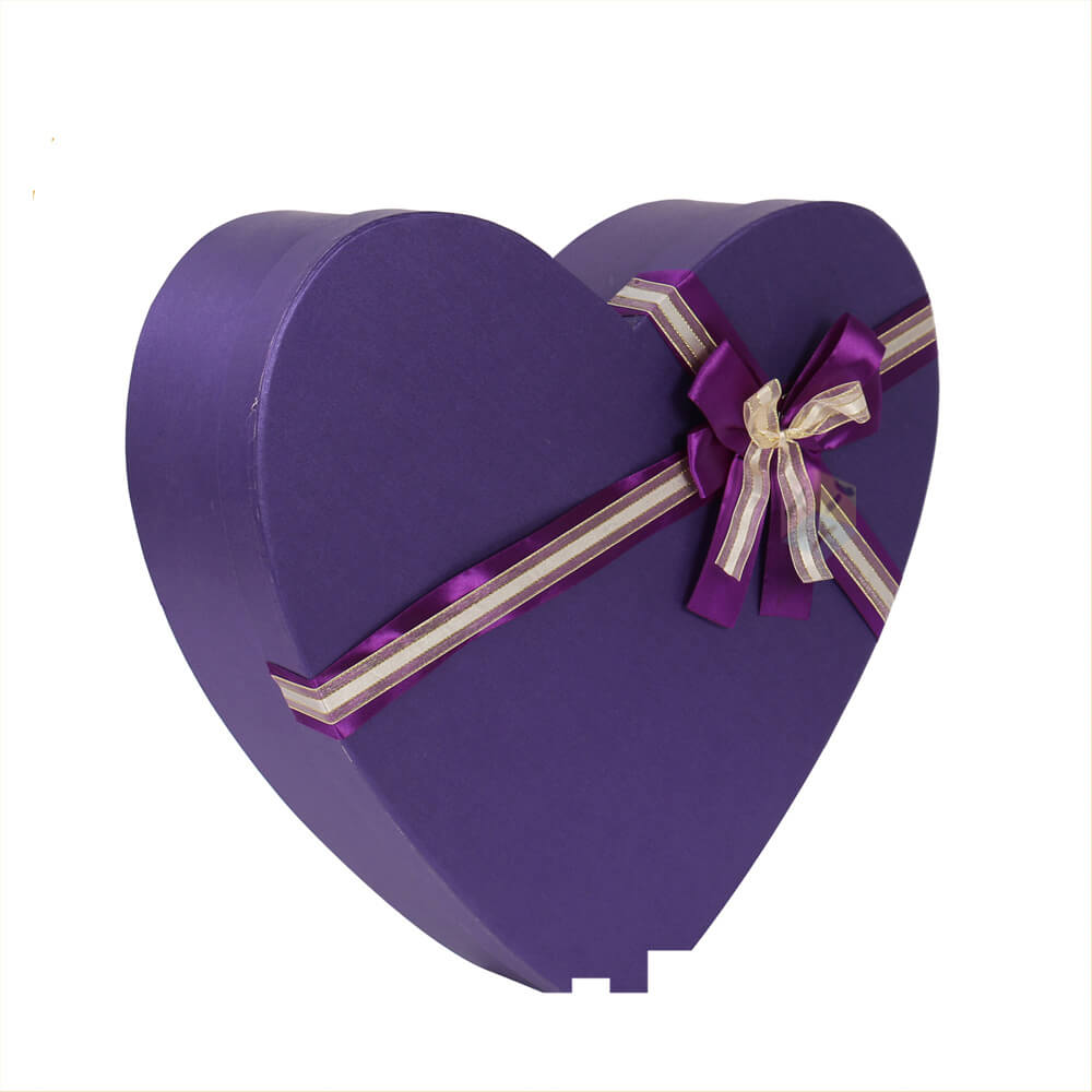 Heart-shaped flower boxes